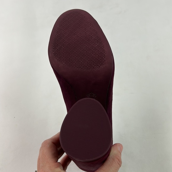 NEW in box Tory Burch Lucia Suede chunky heel merlot Pump - Picture 7 of 8